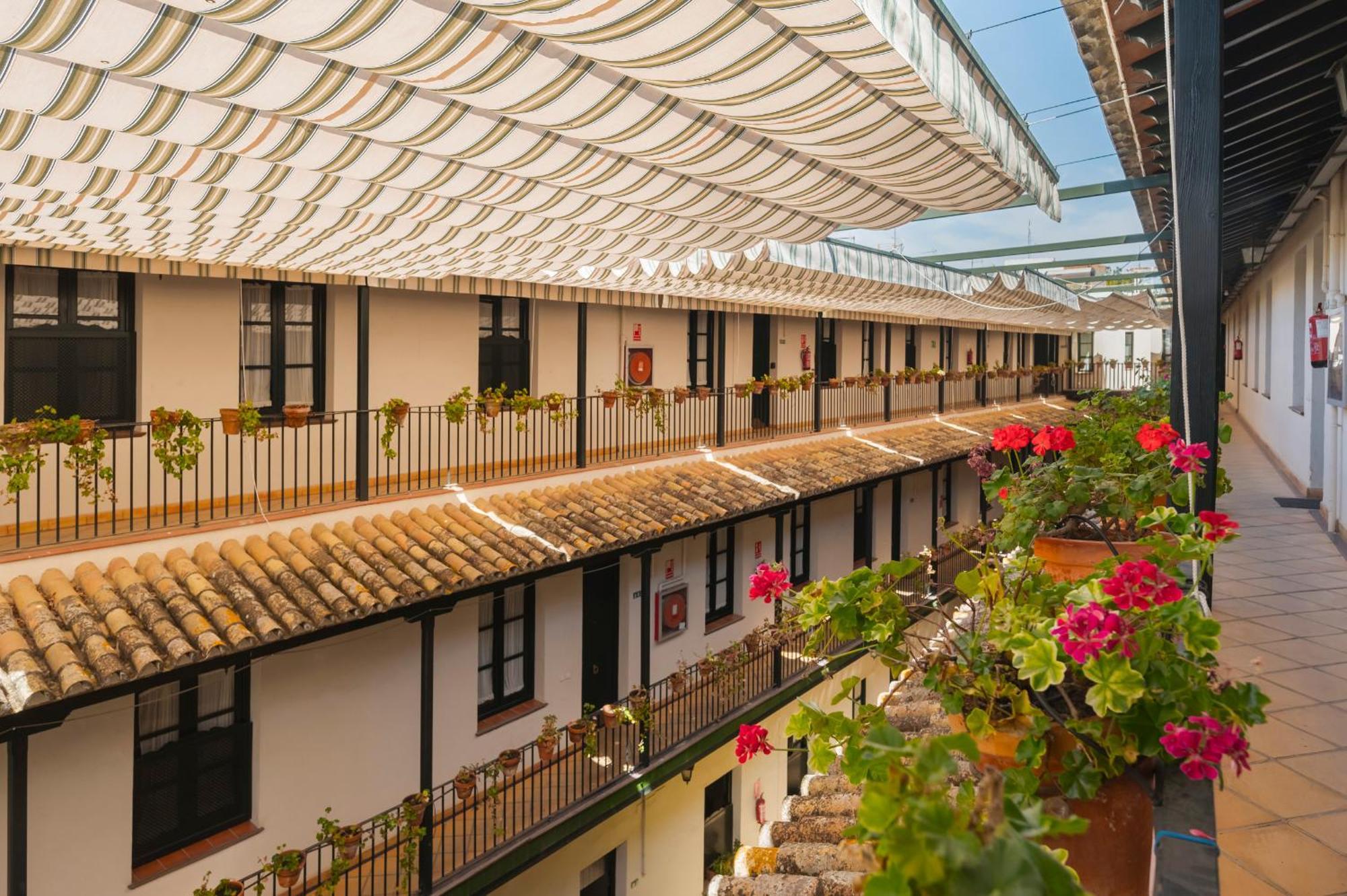 Avanti Cartuja Sevilla Exterior foto
